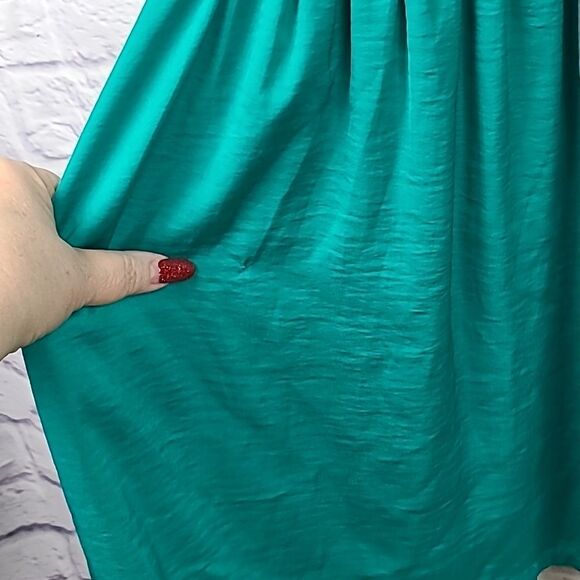 Forever 21 Contemporary Sleeveless Teal Halter Satin Blouson Mini Dress Keyhole - Picture 4 of 11